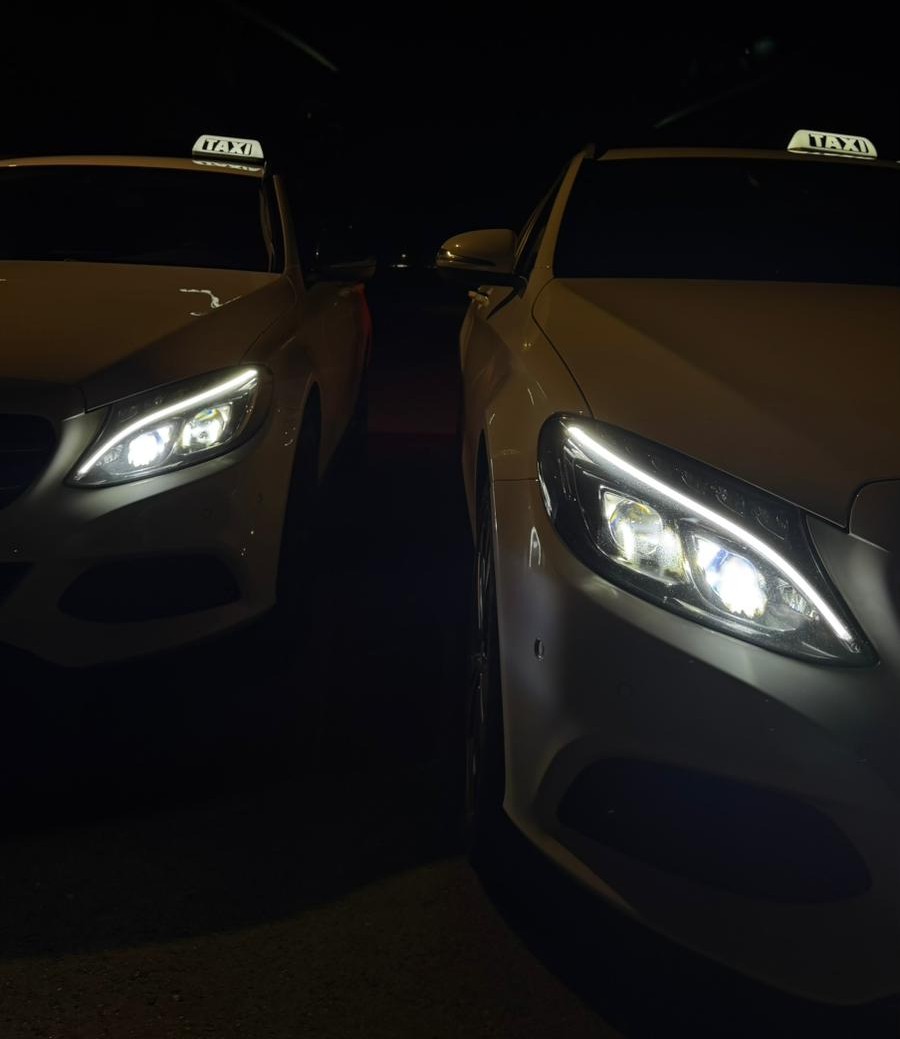Taxi Bardhi de nuit à Payerne